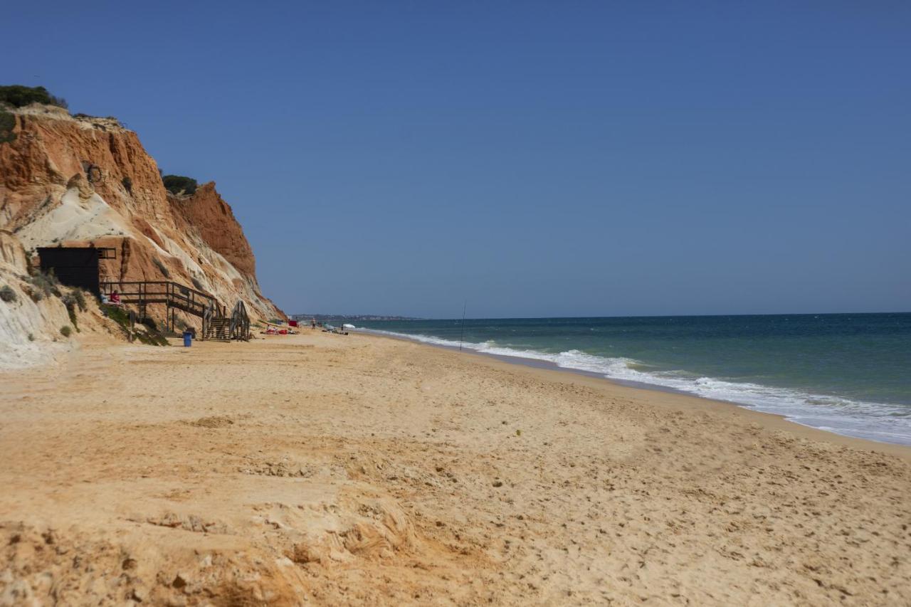 Hopstays Vilamoura All In - Marina View Apartment Quarteira Exterior photo